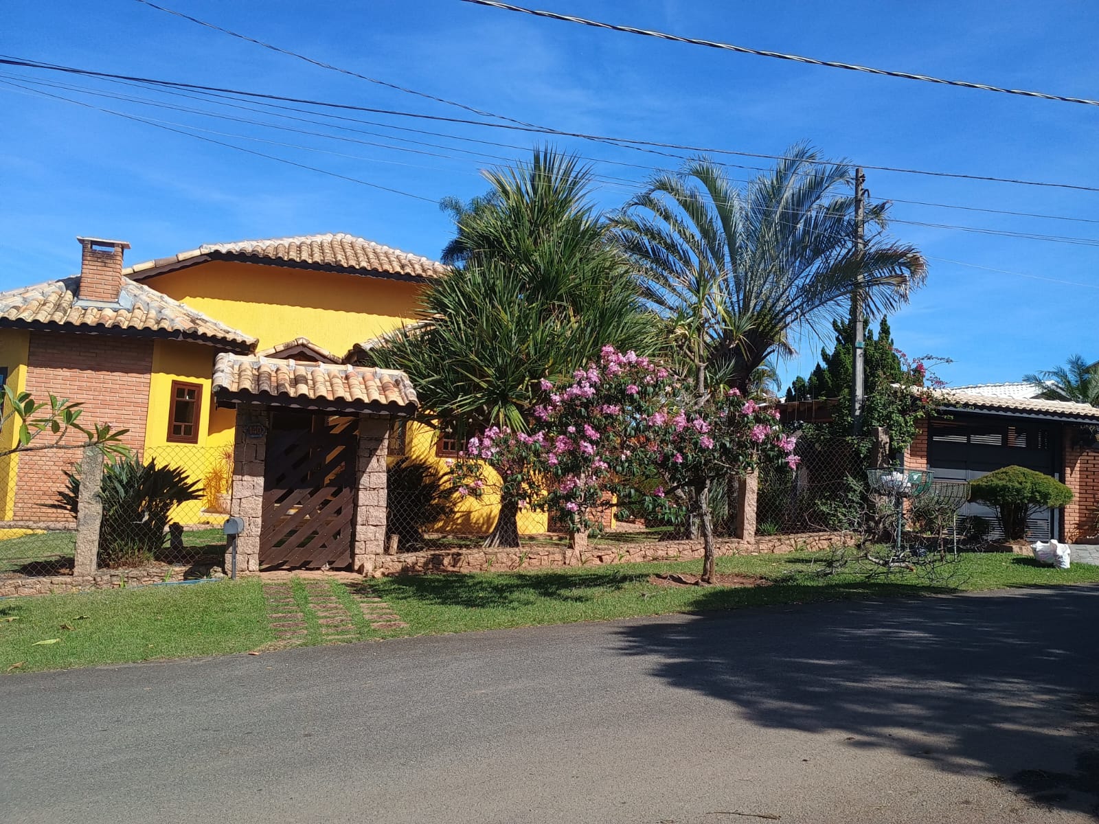 Casa 3 dormitórios e Piscina a Venda no Condomínio Horizonte Azul 1 em Itupeva