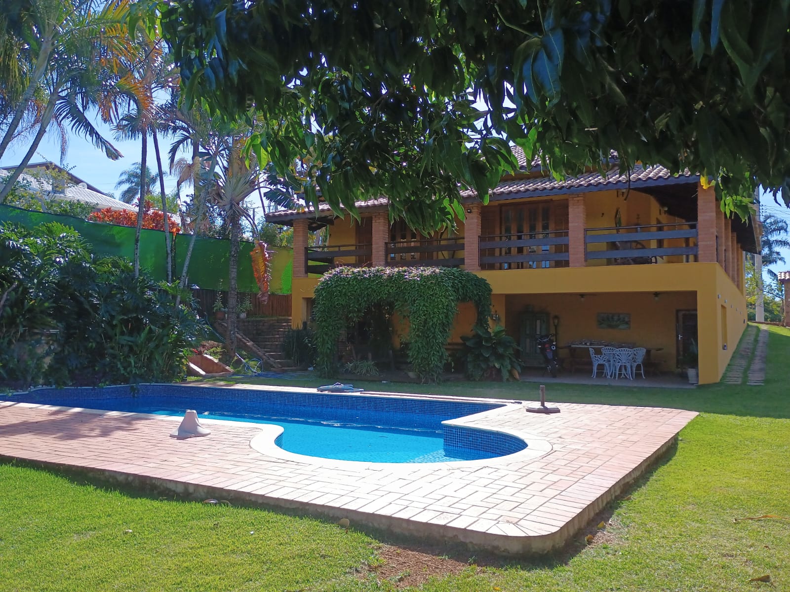 Casa 3 dormitórios e Piscina a Venda no Condomínio Horizonte Azul 1 em Itupeva