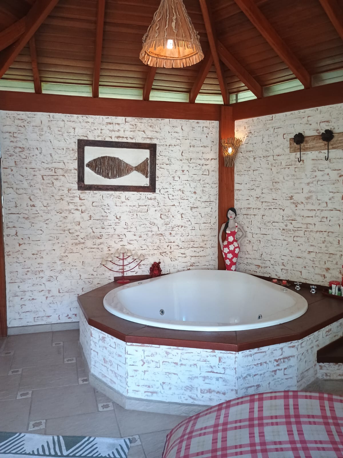 Casa de Alto Padrão a Venda no Condomínio Village Águas de Santa Elisa 