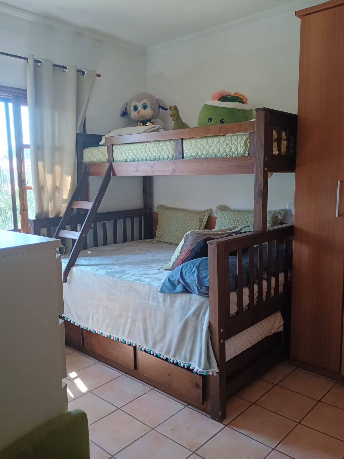 Casa de Alto Padrão a Venda no Condomínio Village Águas de Santa Elisa 