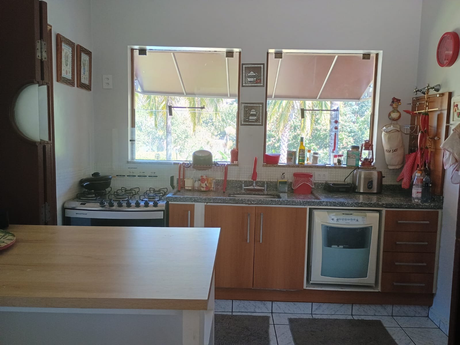 Casa de Alto Padrão a Venda no Condomínio Village Águas de Santa Elisa 