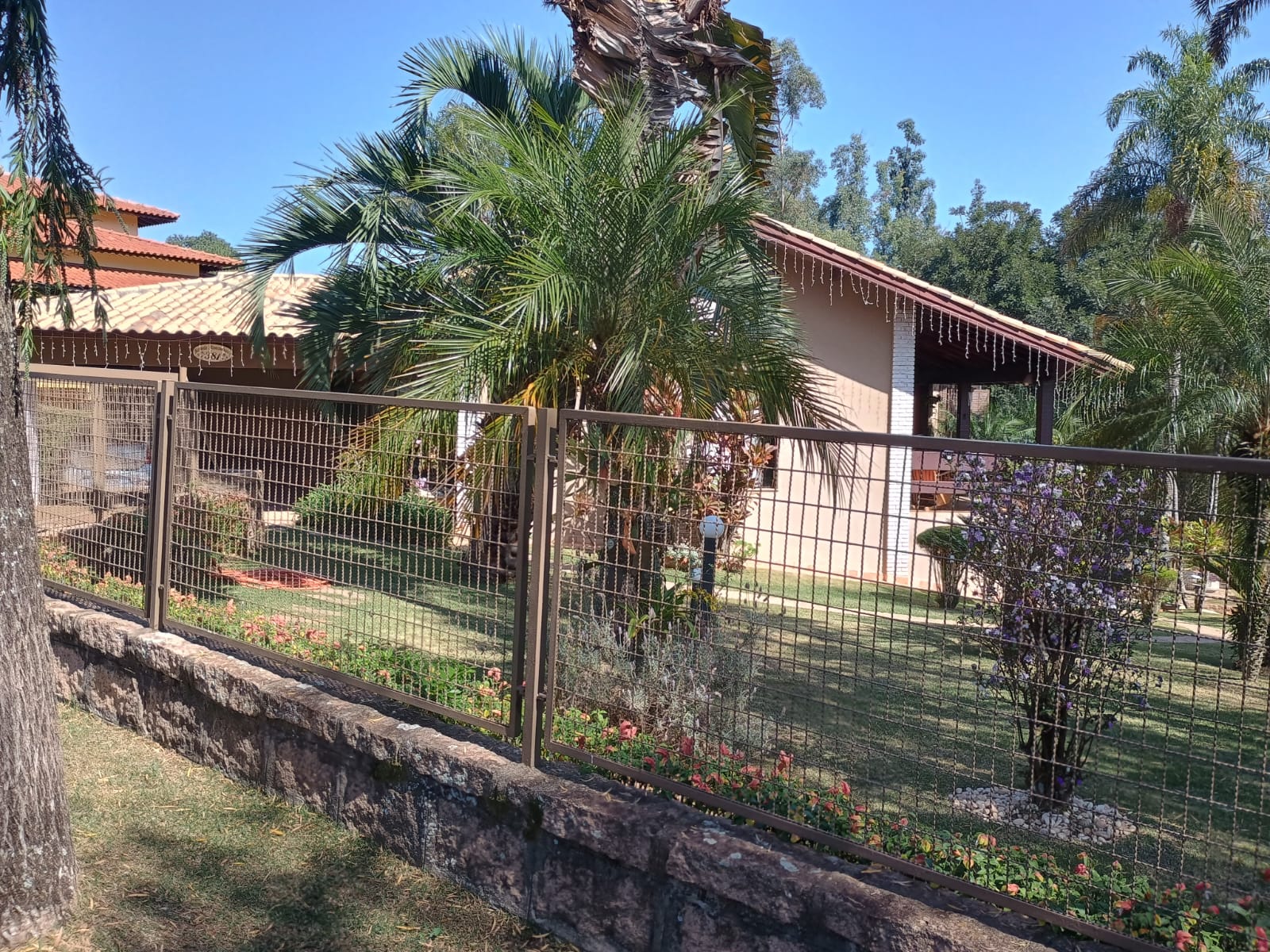 Casa de Alto Padrão a Venda no Condomínio Village Águas de Santa Elisa 