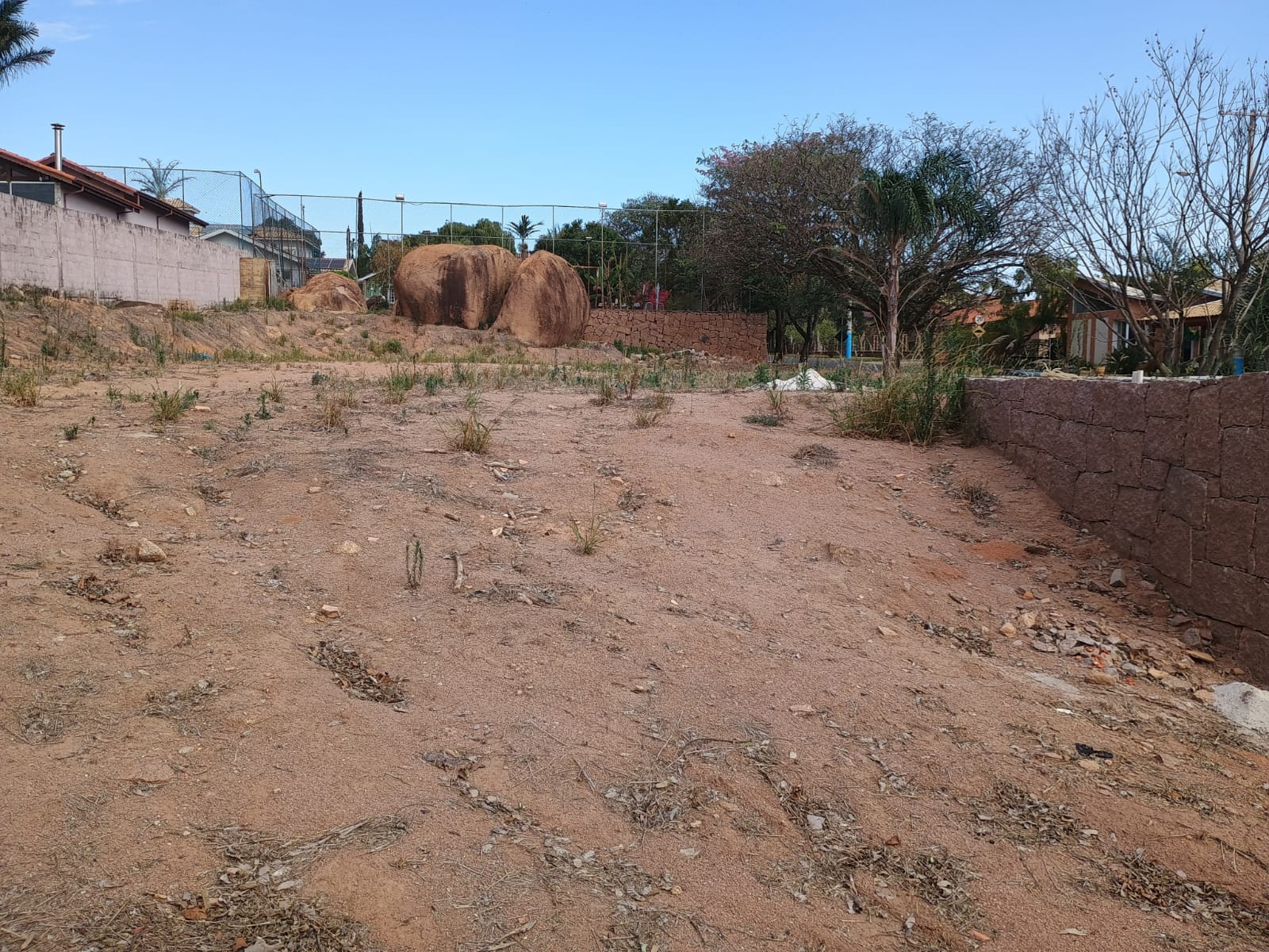 Terreno a Venda no Condomínio Horizonte Azul 1 em Itupeva-SP