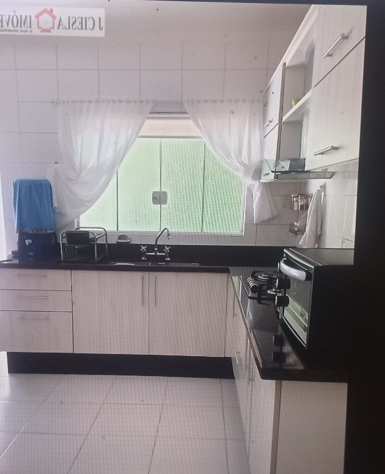 Casa Térrea com 3 suítes a venda no Condomínio Jardim do Ribeirão II