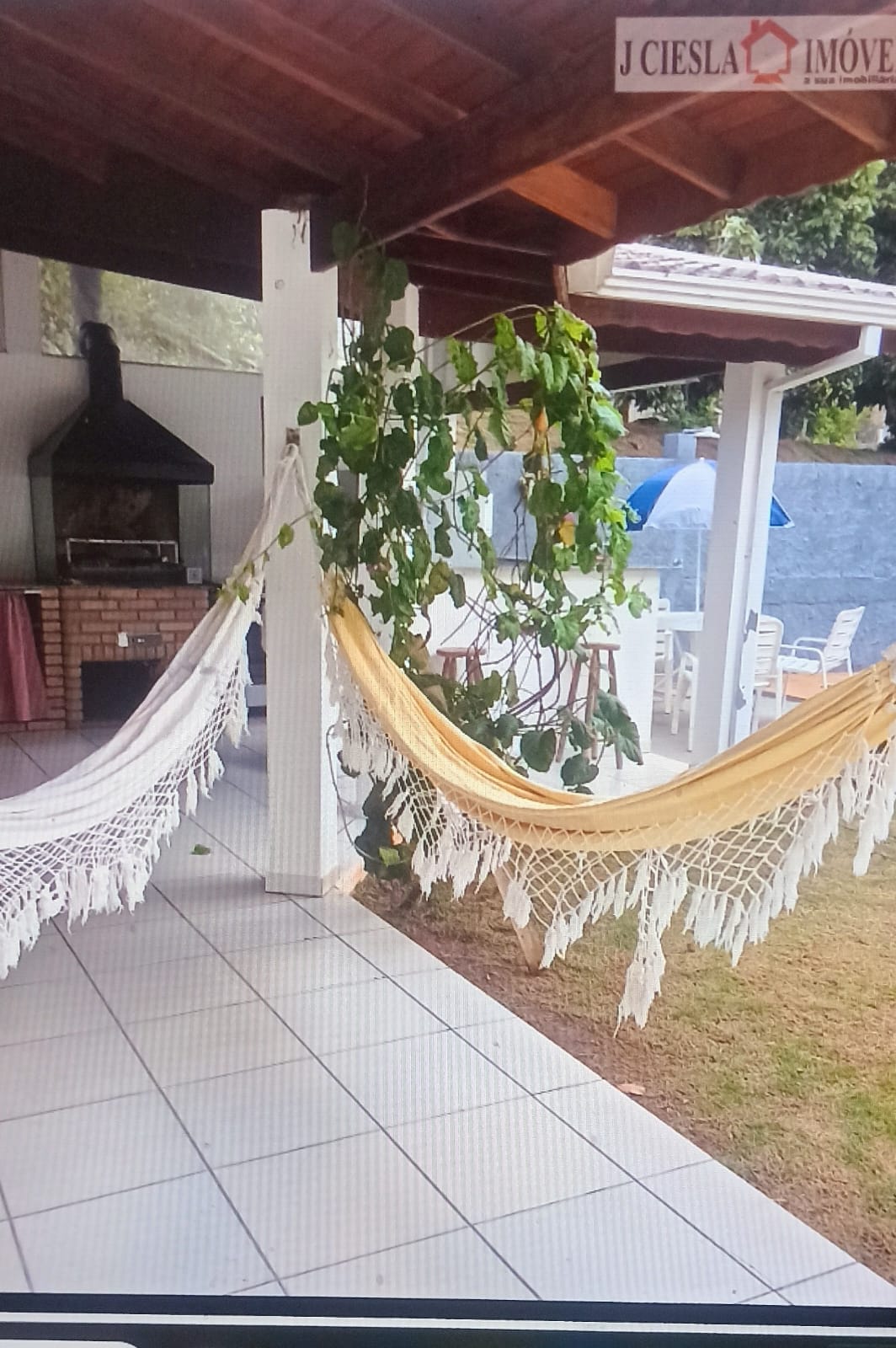 Casa Térrea com 3 suítes a venda no Condomínio Jardim do Ribeirão II