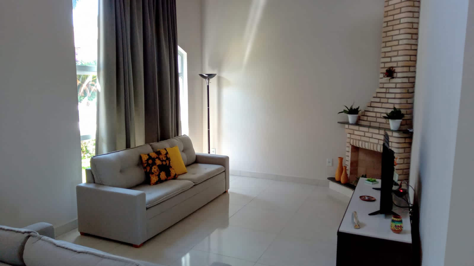 Sobrado a Venda no Condomínio Village Águas de Santa Elisa  em Itupeva