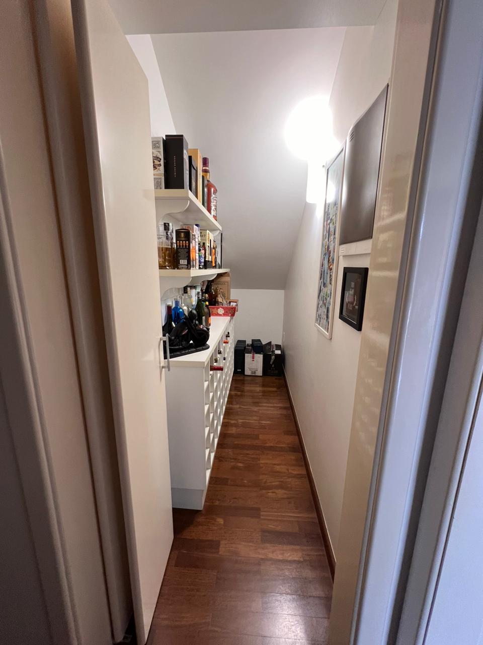 Casa de alto Padrão com 3 suítes e área de lazer a venda no Residencial dos Lagos