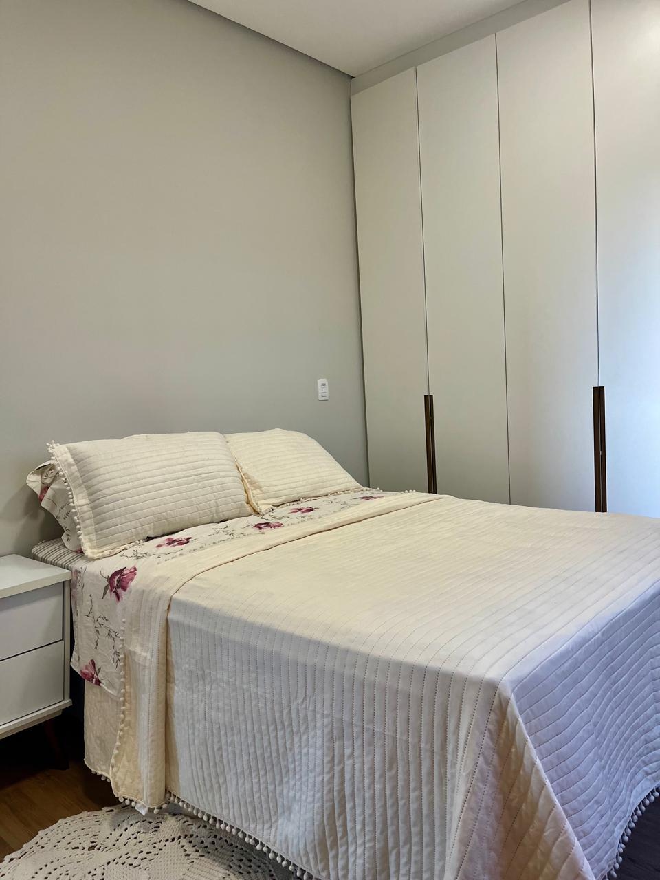 Casa de Alto Padrão a Venda no Condomínio Parque dos Resedás  