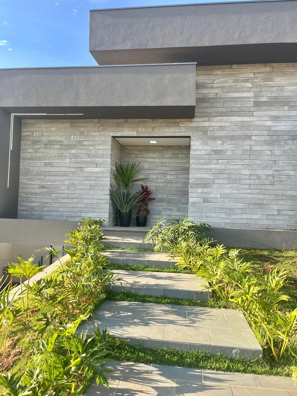 Casa de Alto Padrão a Venda no Condomínio Parque dos Resedás  