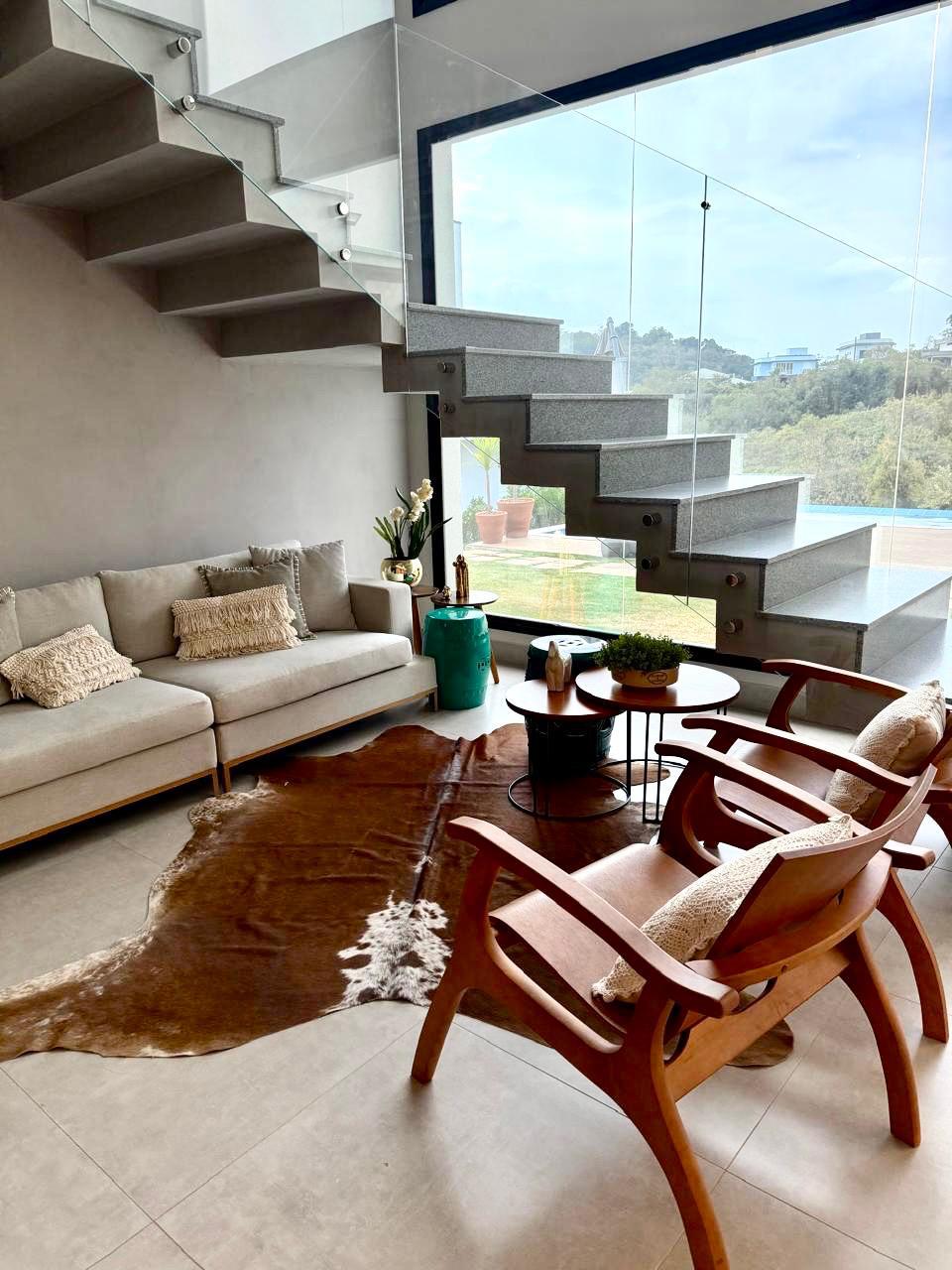 Casa de Alto Padrão a Venda no Condomínio Parque dos Resedás  