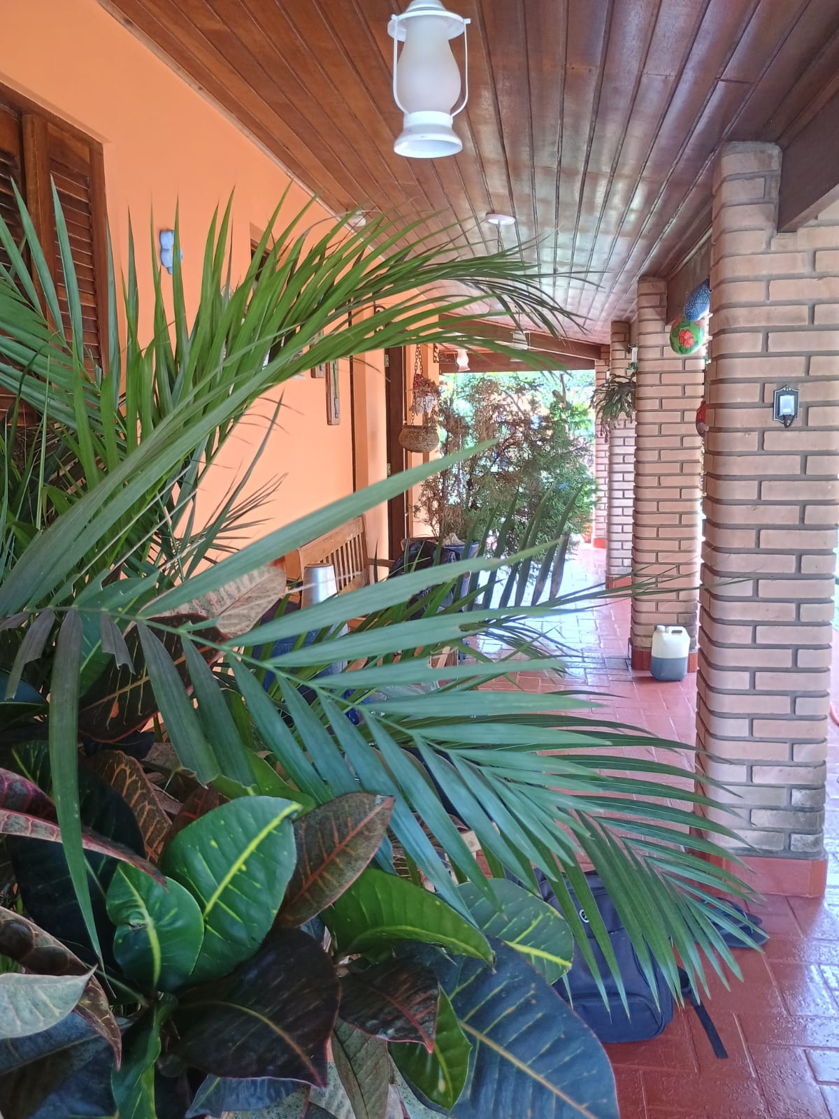 Casa 5 Dormitórios a Venda no Condomínio Horizonte Azul 1