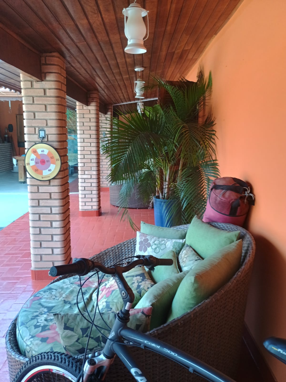 Casa 5 Dormitórios a Venda no Condomínio Horizonte Azul 1