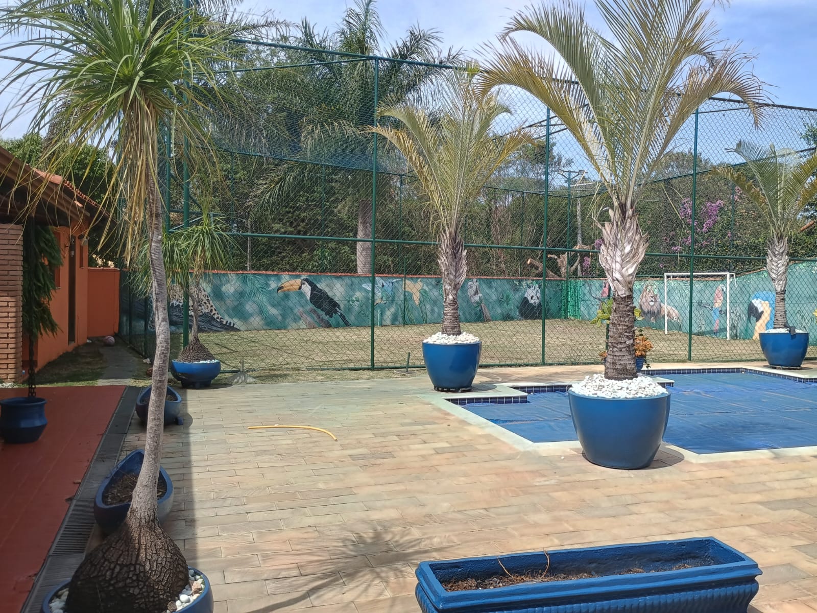 Casa 5 Dormitórios a Venda no Condomínio Horizonte Azul 1