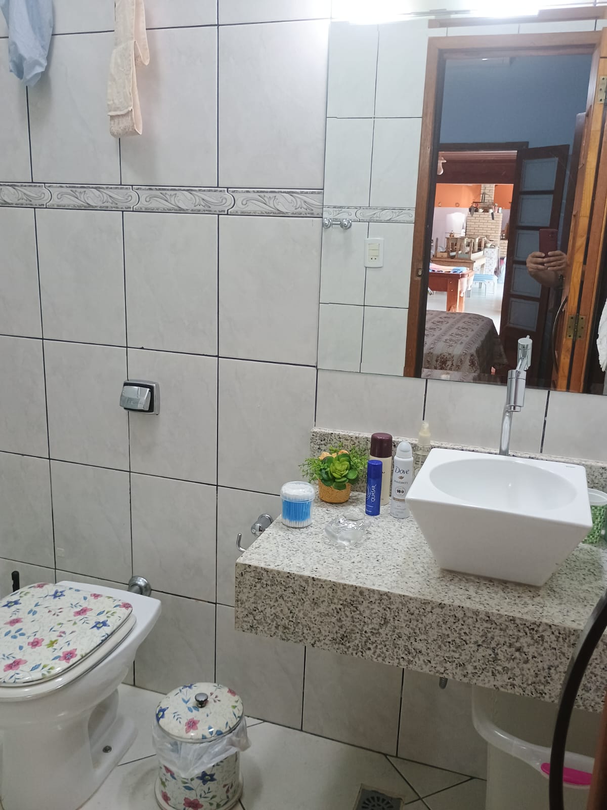 Casa 5 Dormitórios a Venda no Condomínio Horizonte Azul 1