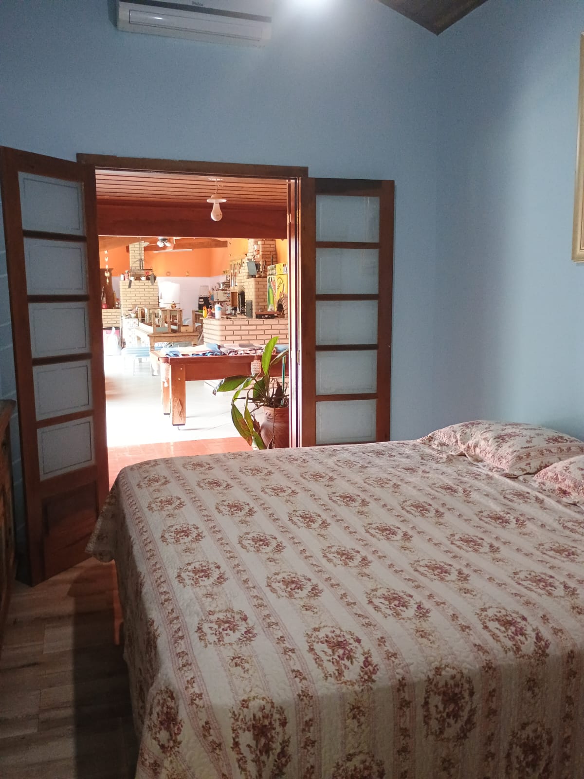 Casa 5 Dormitórios a Venda no Condomínio Horizonte Azul 1