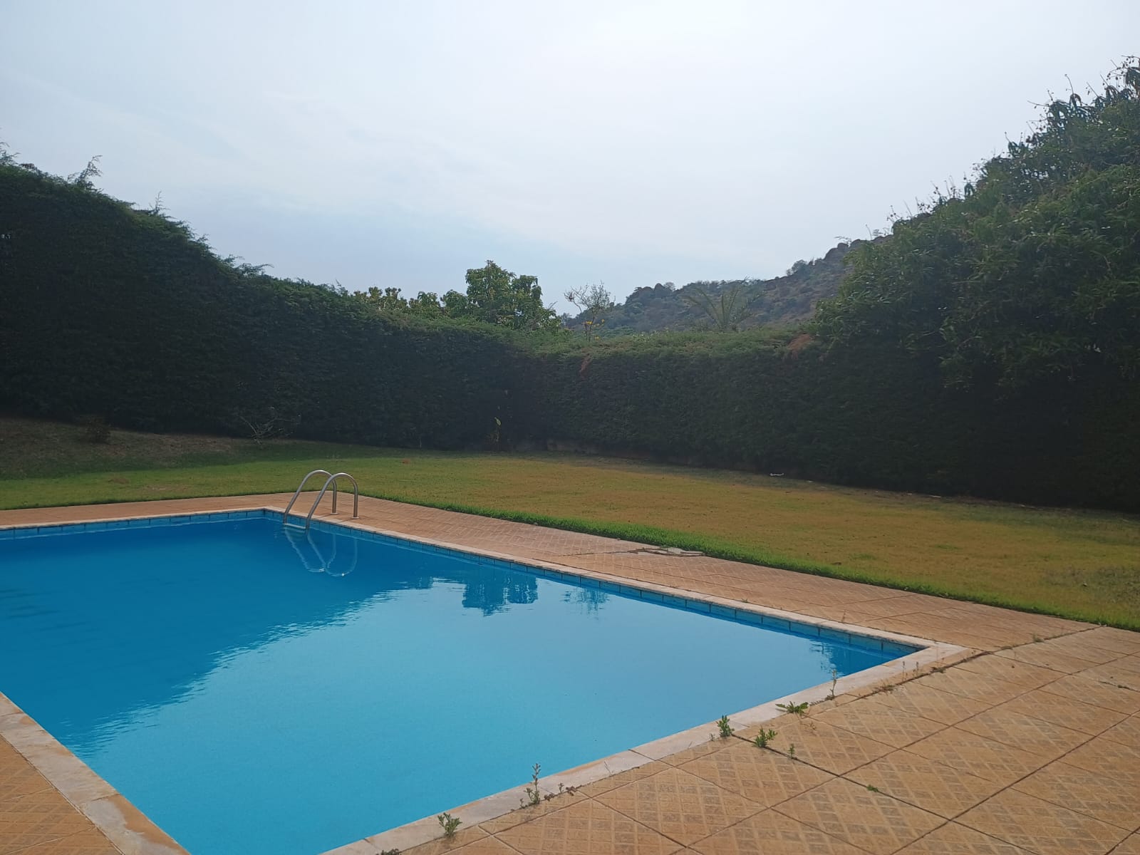 Casa Térrea 3 dormitórios e  Piscina a Venda em Condomínio de Itupeva