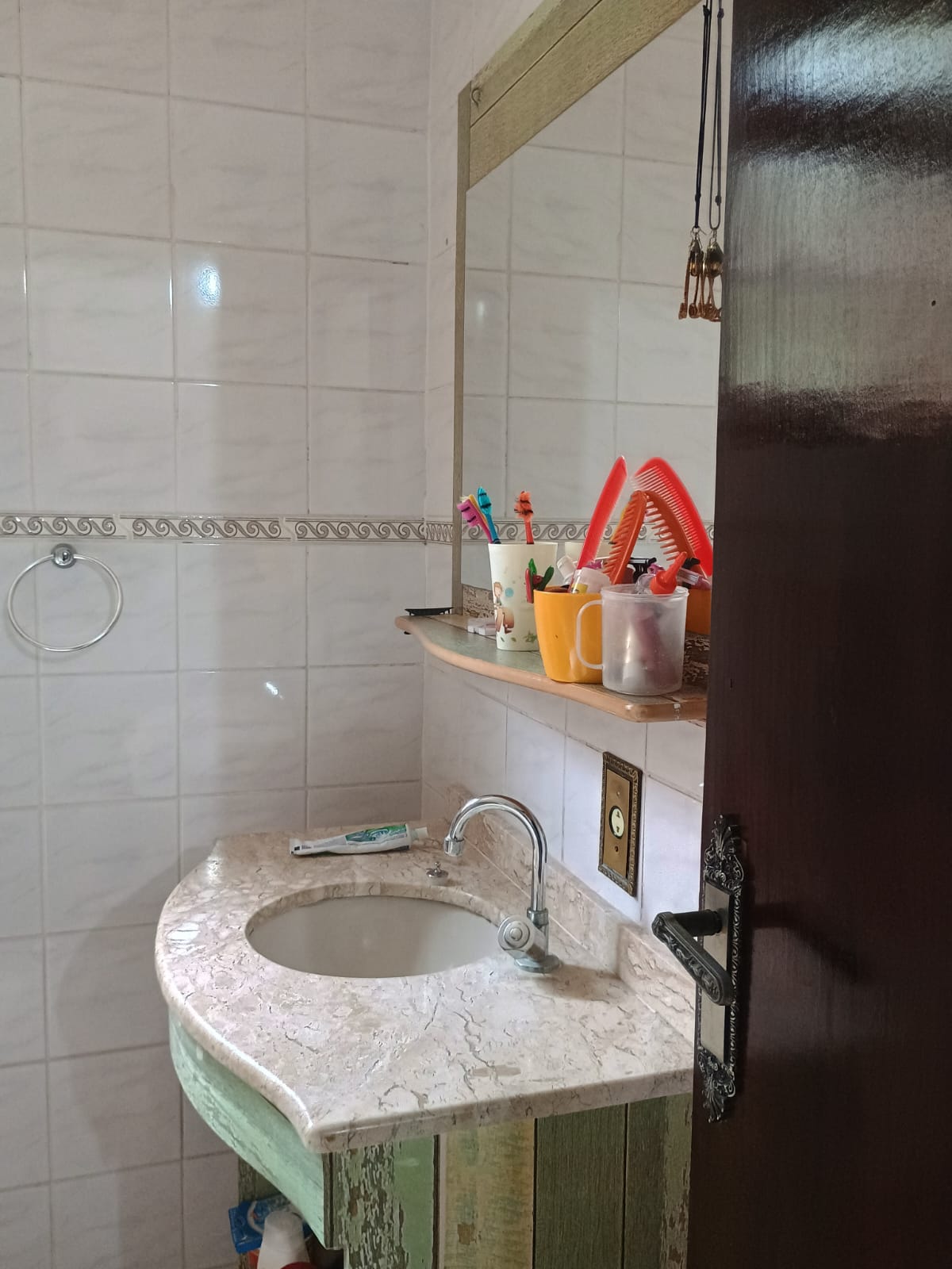 Casa Térrea 3 dormitórios e  Piscina a Venda em Condomínio de Itupeva