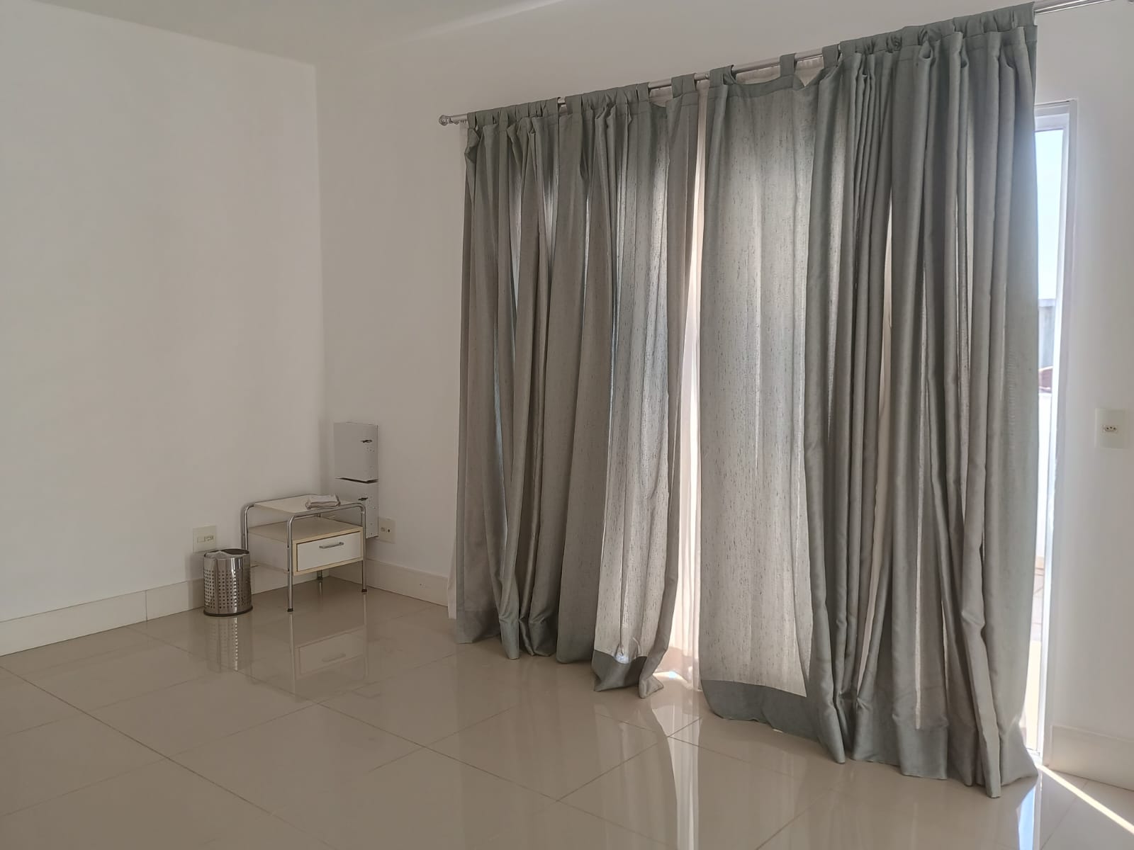 Sobrado  com 4 suítes a Venda no Horizonte Azul 2 em Itupeva 