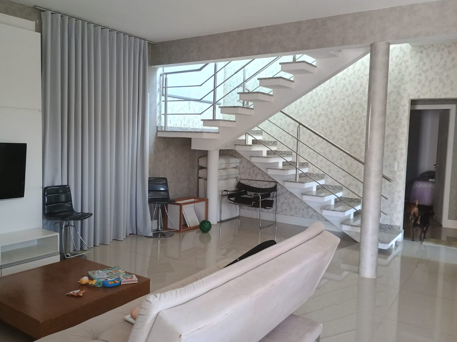 Sobrado  com 4 suítes a Venda no Horizonte Azul 2 em Itupeva 