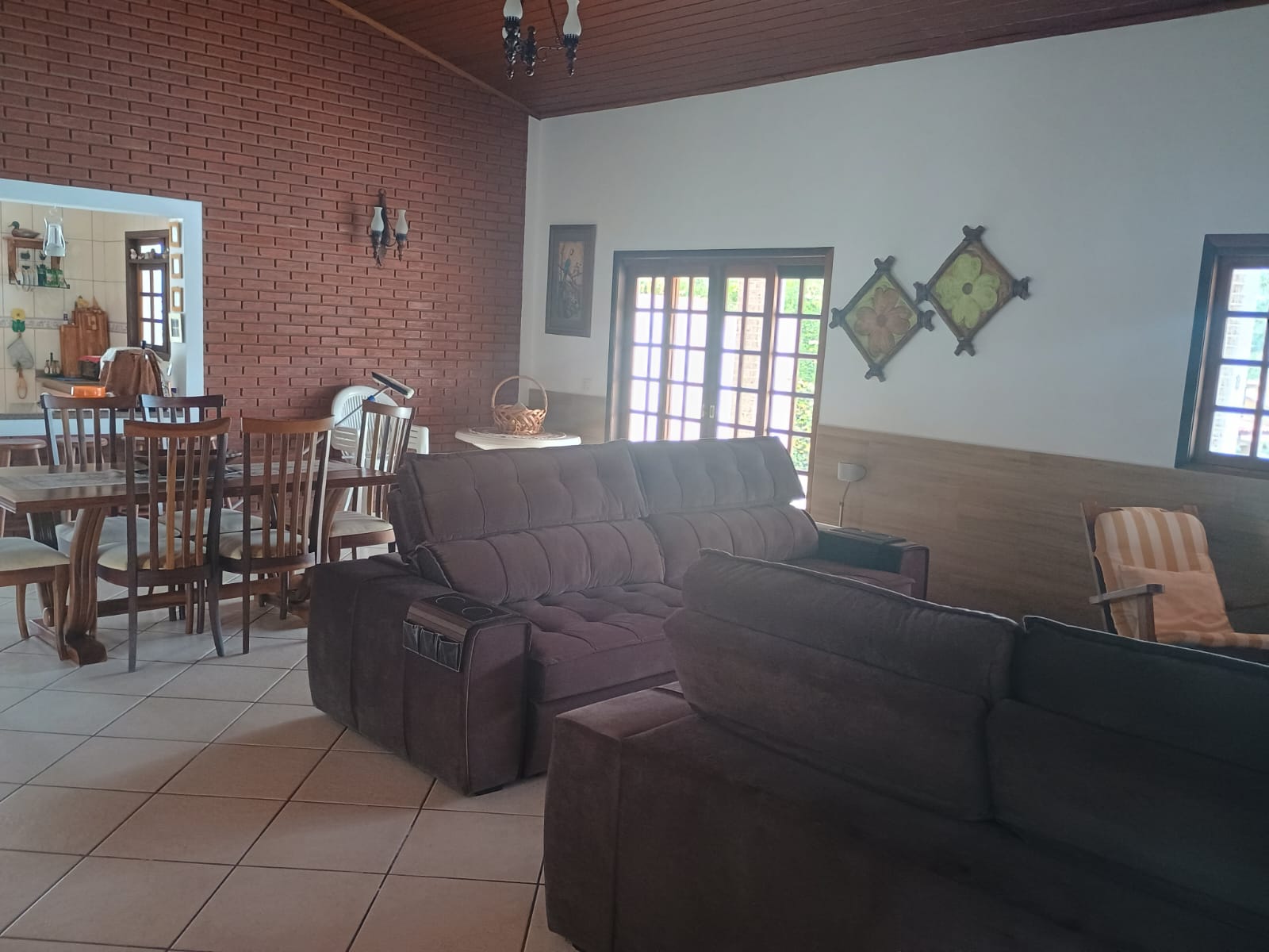 Casa em Condomínio 3 Dormitórios, 1 suíte, 4 Vagas - Itupeva-SP