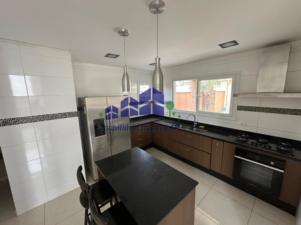 Casa em Condomínio 3 Dormitórios, 1 suíte, 4 Vagas - Itupeva-SP