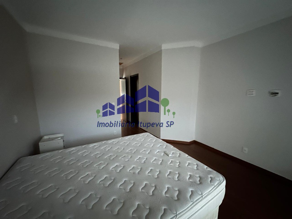 Casa em Condomínio 3 Dormitórios, 1 suíte, 4 Vagas - Itupeva-SP