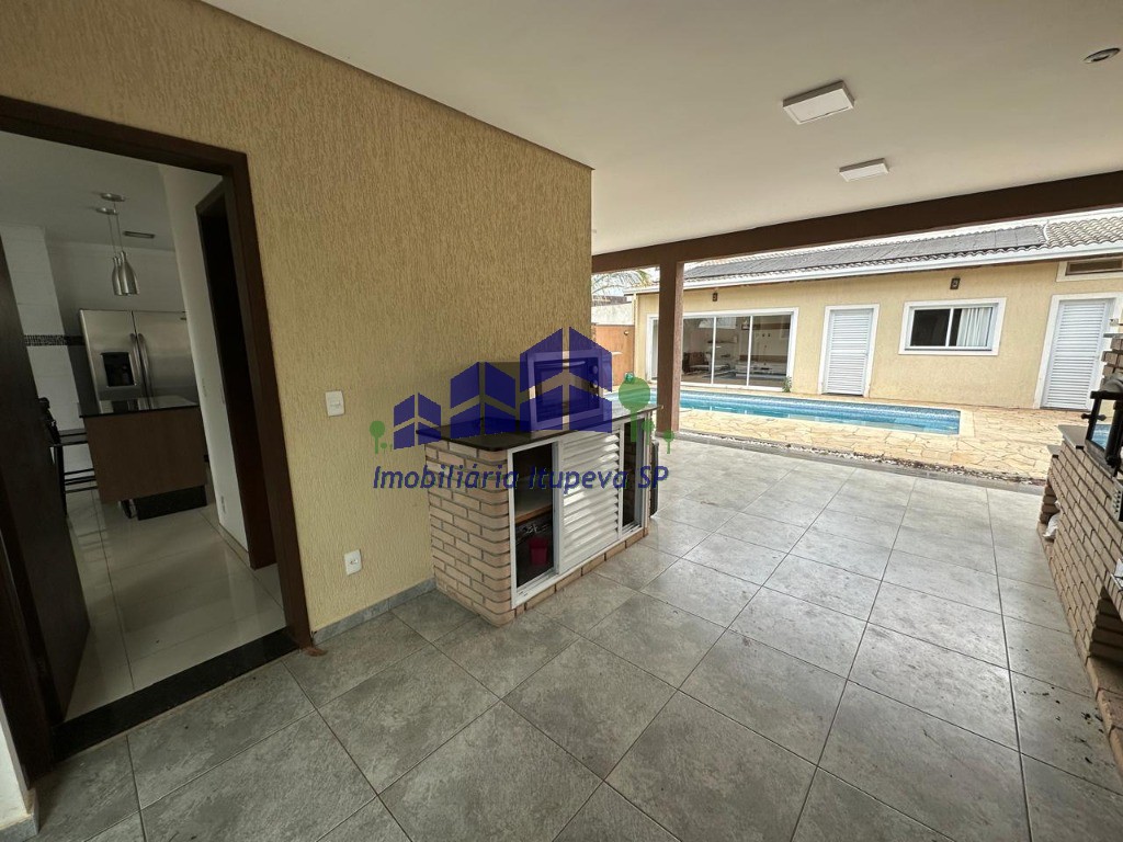 Casa em Condomínio 3 Dormitórios, 1 suíte, 4 Vagas - Itupeva-SP