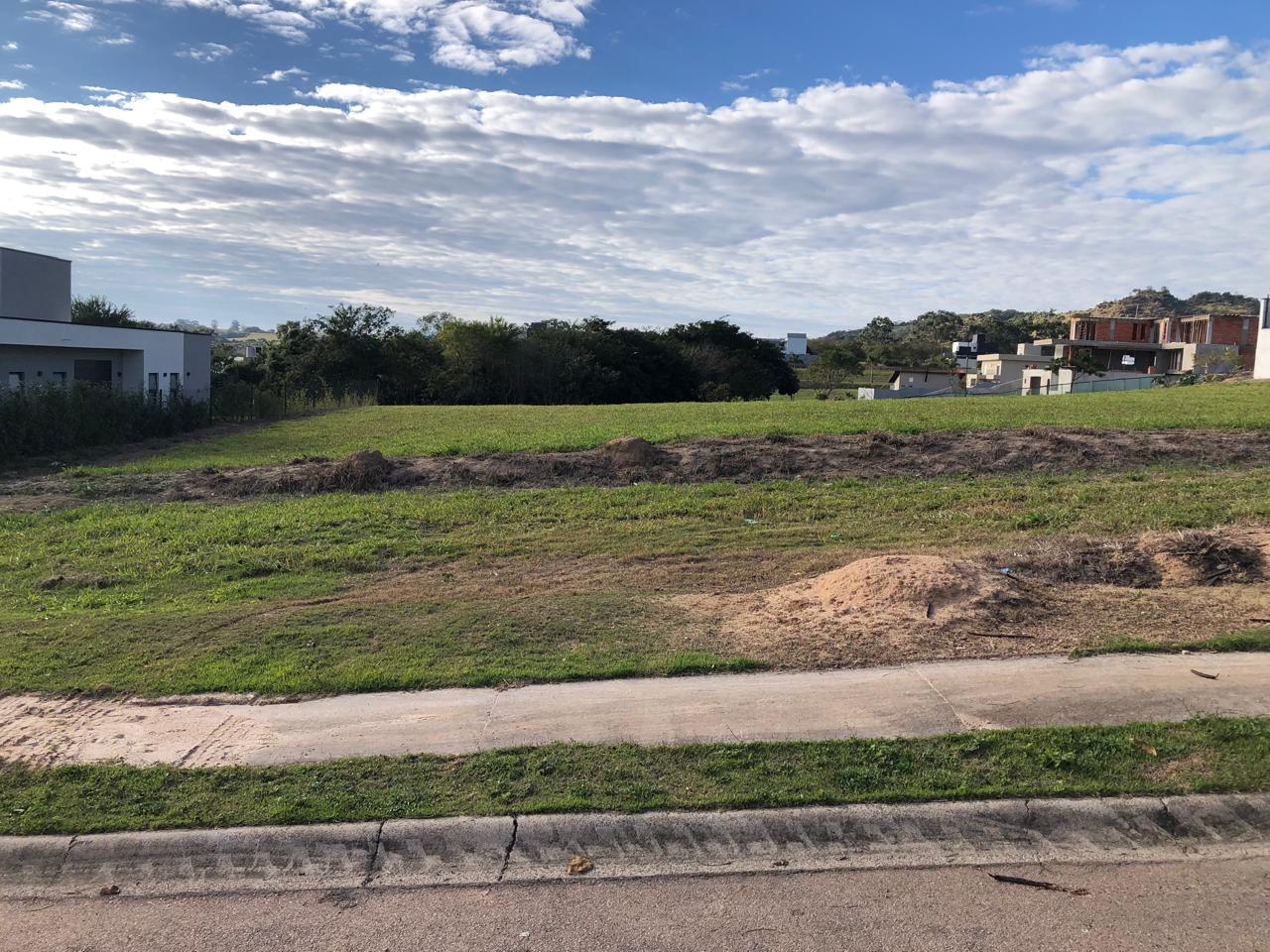 Terreno de 903 m² a Venda no Green Park Vida Real em Itupeva 