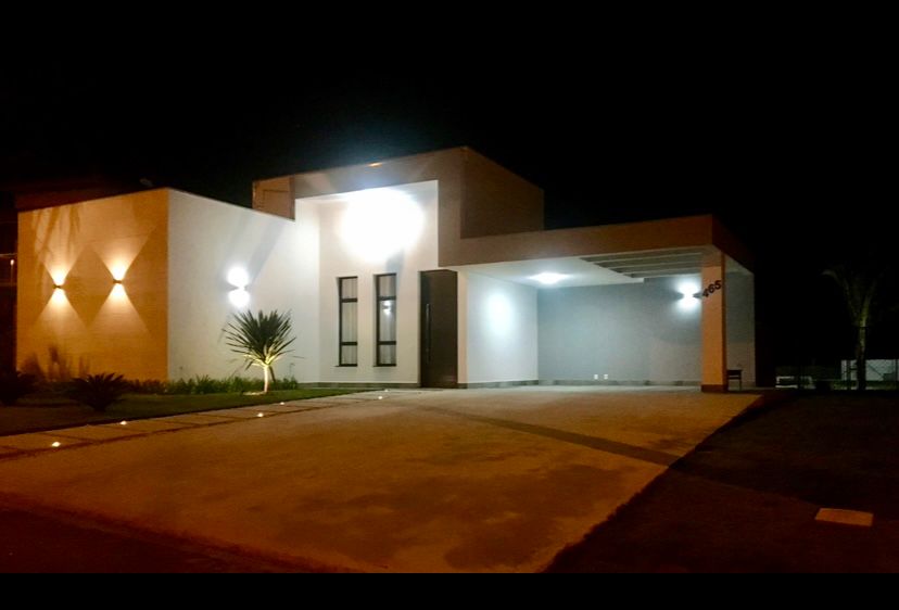 Casa Térrea a Venda no Condomínio Colinas de Inhandjara - Itupeva - SP