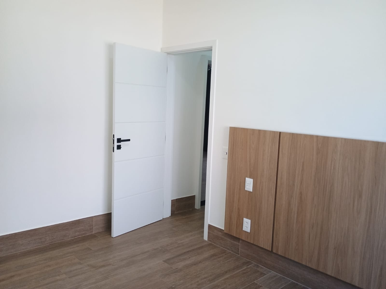 Casa Térrea a Venda no Condomínio Colinas de Inhandjara - Itupeva - SP