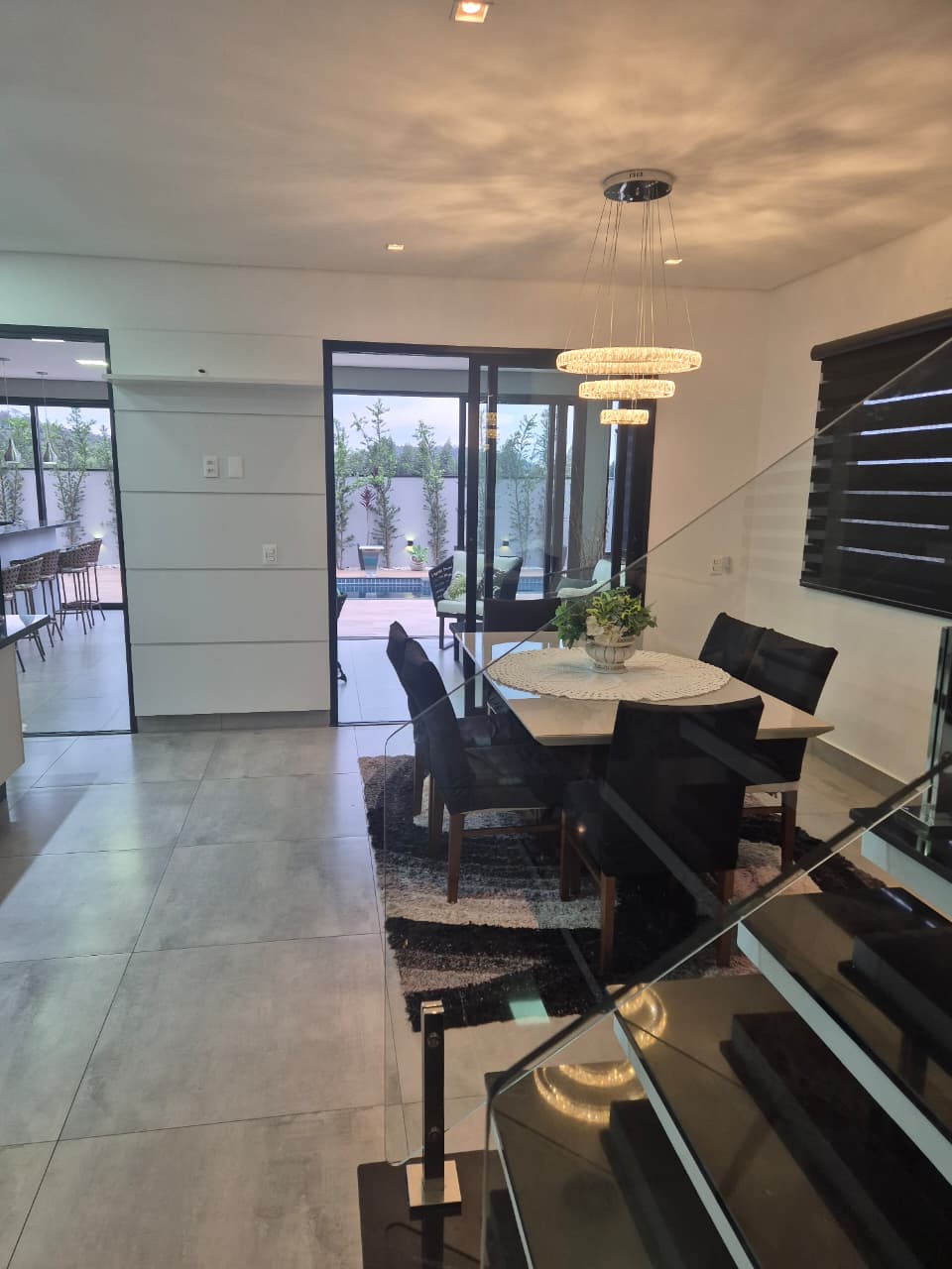 Sobrado 4 Suítes e Piscina Condomínio  Ibi Aram 2