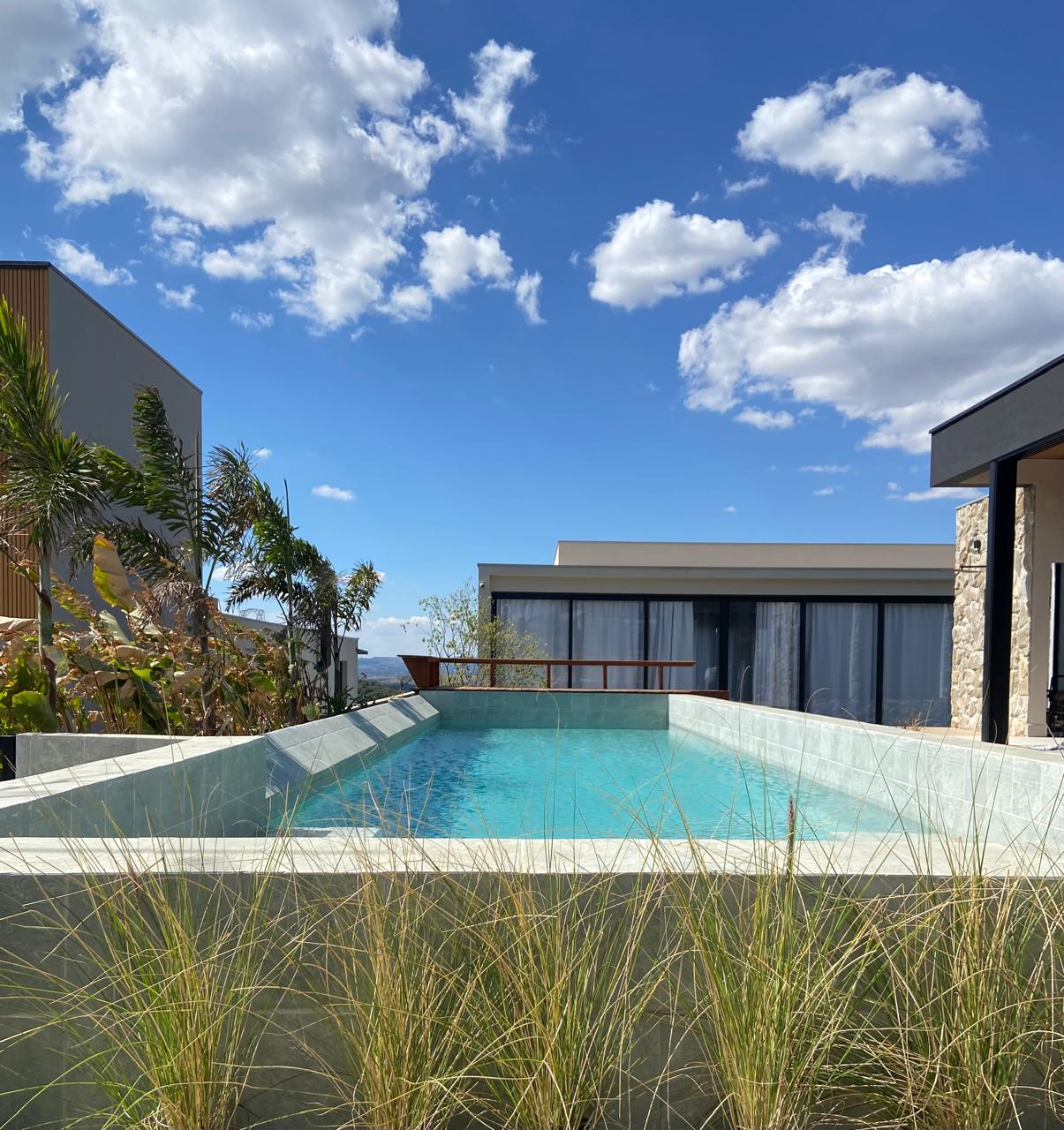 Casa de Alto Padrão a Venda no Fazenda Serra Azul II - Itupeva-SP