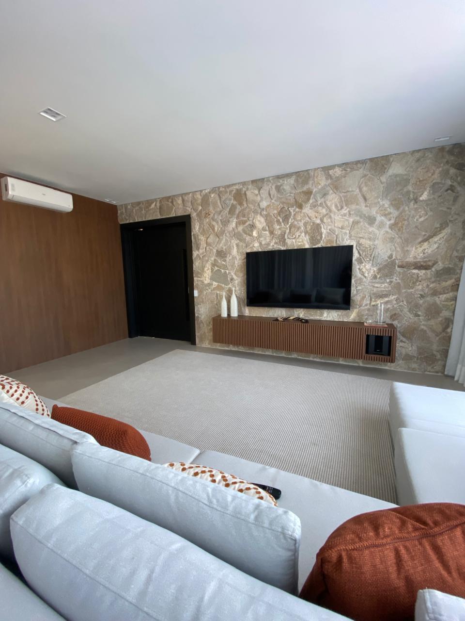 Casa de Alto Padrão a Venda no Fazenda Serra Azul II - Itupeva-SP