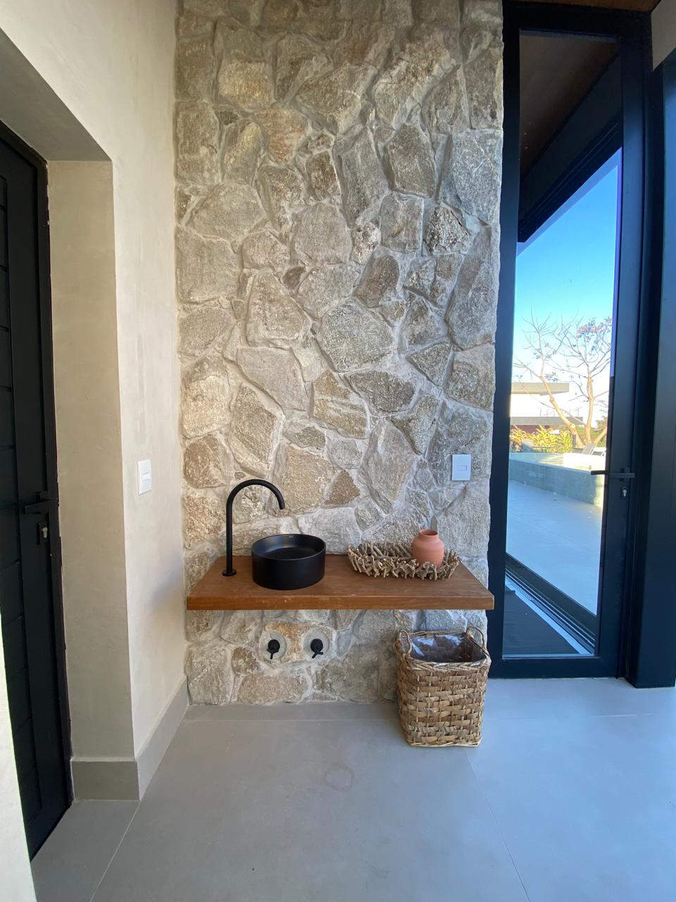 Casa de Alto Padrão a Venda no Fazenda Serra Azul II - Itupeva-SP