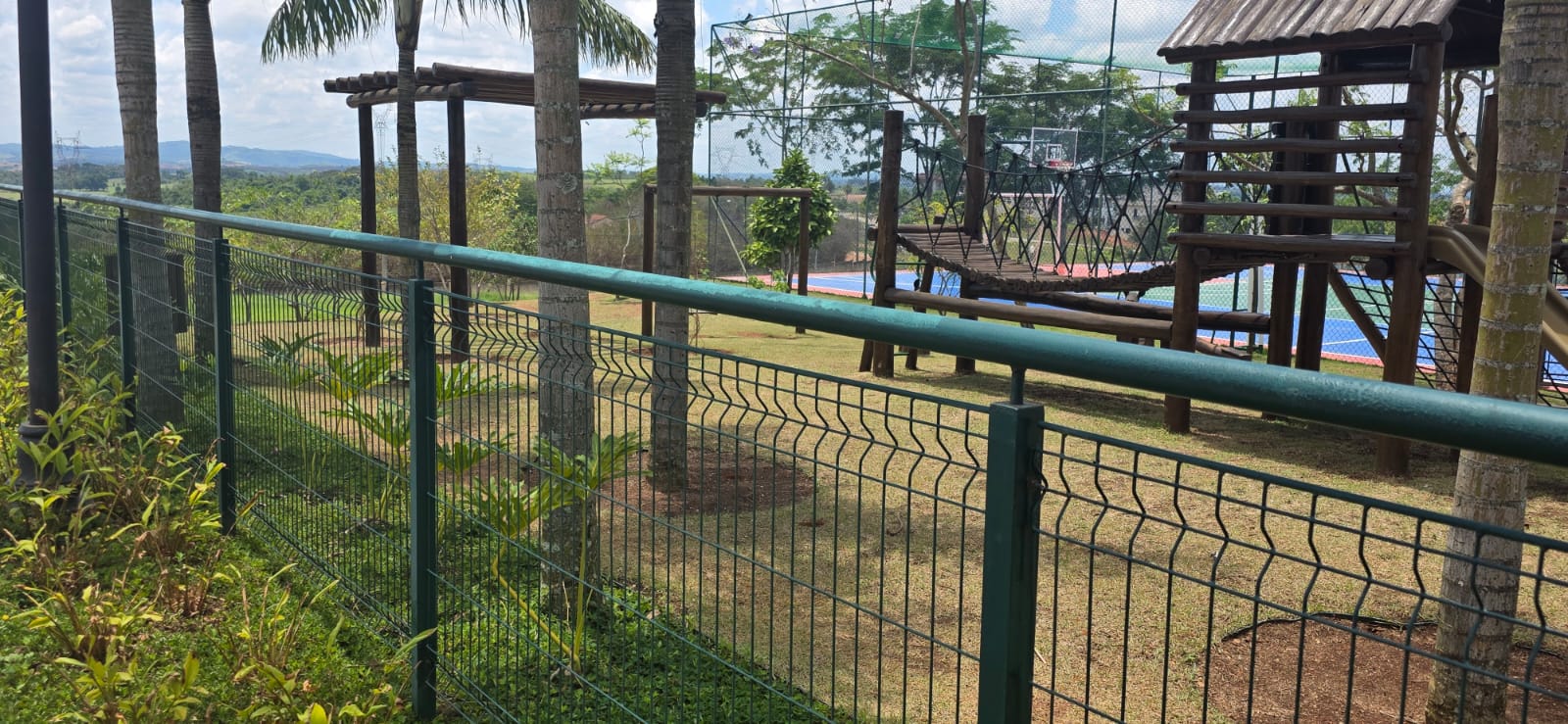 Perfeito Terreno em condomínio no Fazenda Serra Azul II em Itupeva 