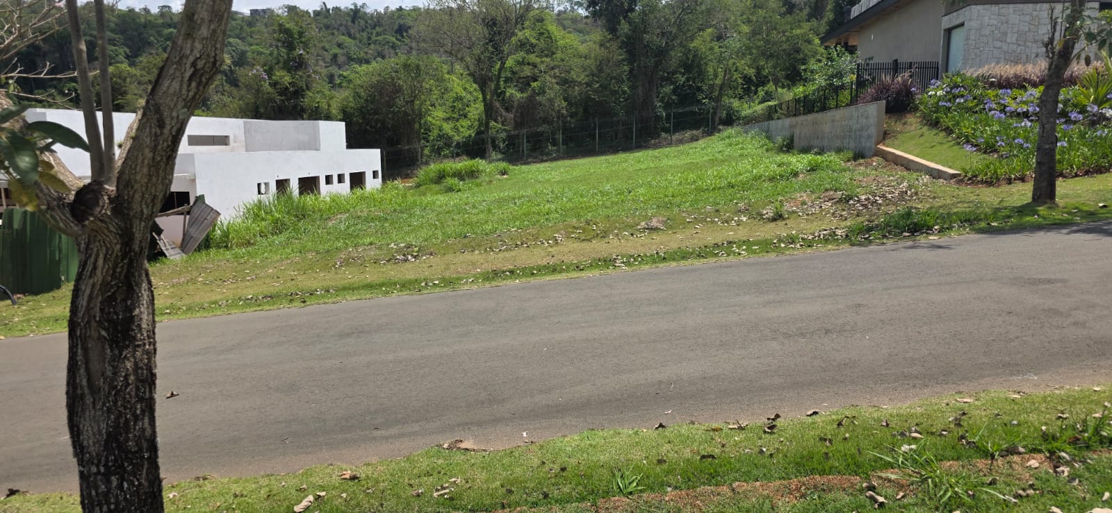 Perfeito Terreno em condomínio no Fazenda Serra Azul II em Itupeva 