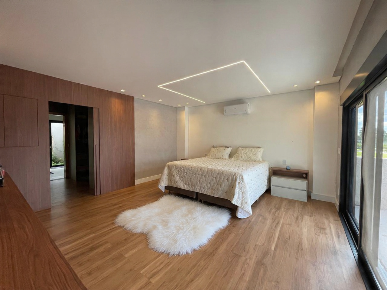 Casa de Alto Padrão à Venda no Fazenda Serra Azul II- Itupeva-SP 