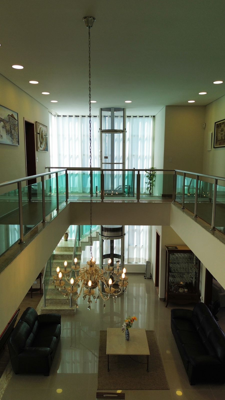 Casa 5 Suítes, Piscina e Espaço Gourmet à Venda no Condomínio Vida Real 