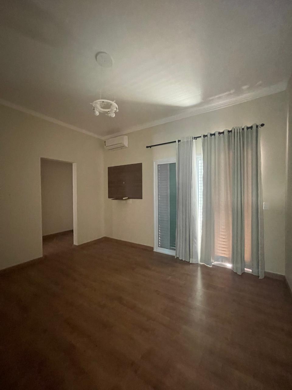 Casa 5 Suítes, Piscina e Espaço Gourmet à Venda no Condomínio Vida Real 