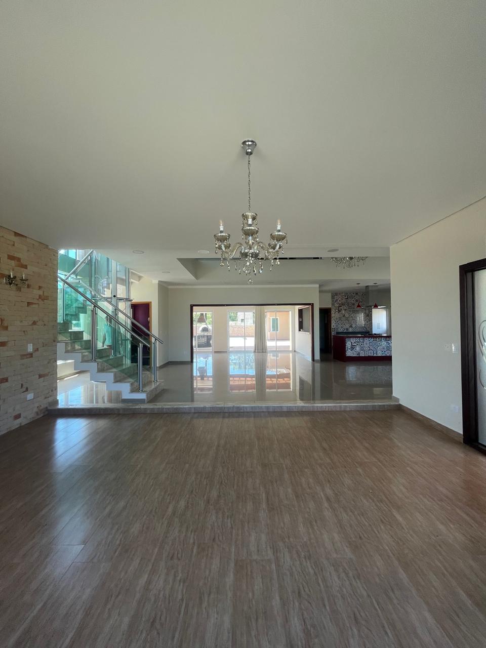 Casa 5 Suítes, Piscina e Espaço Gourmet à Venda no Condomínio Vida Real 