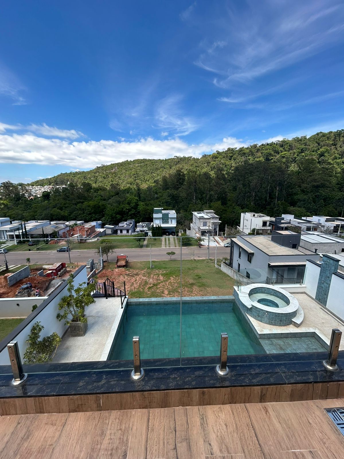 Excelente Casa à Venda no condomínio no Ibiaran II em Itupeva