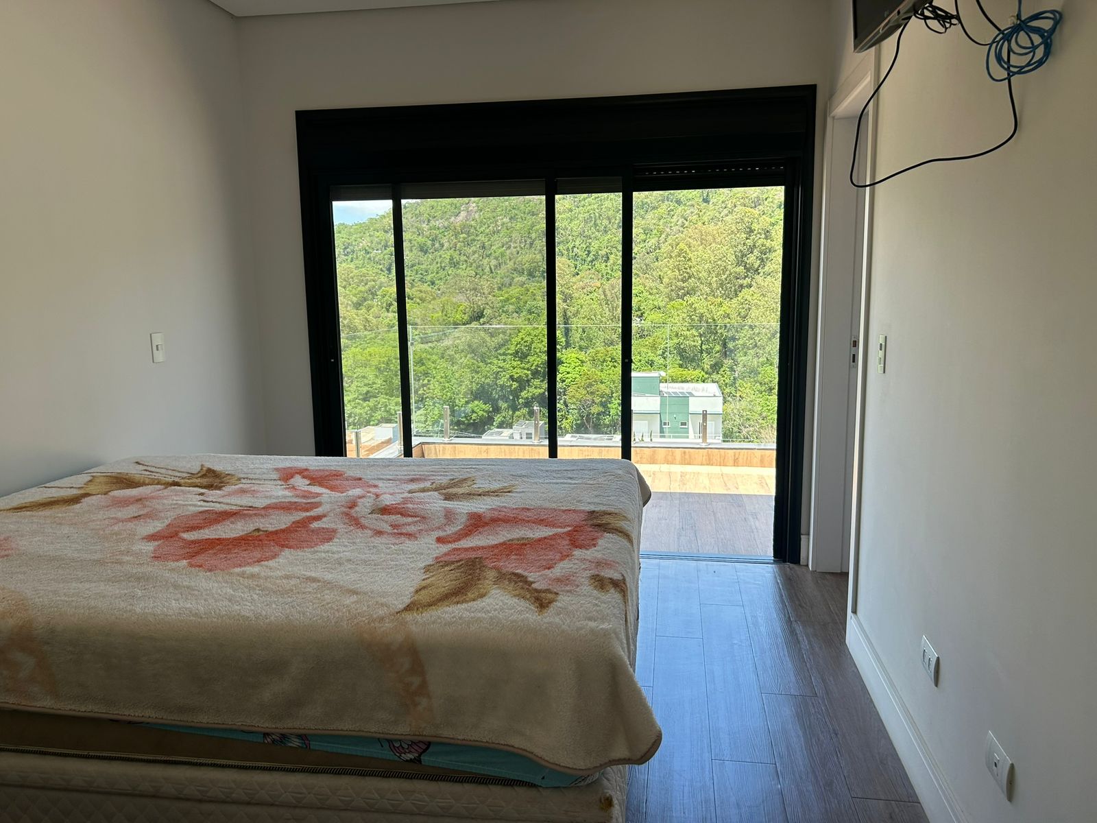 Excelente Casa à Venda no condomínio no Ibiaran II em Itupeva