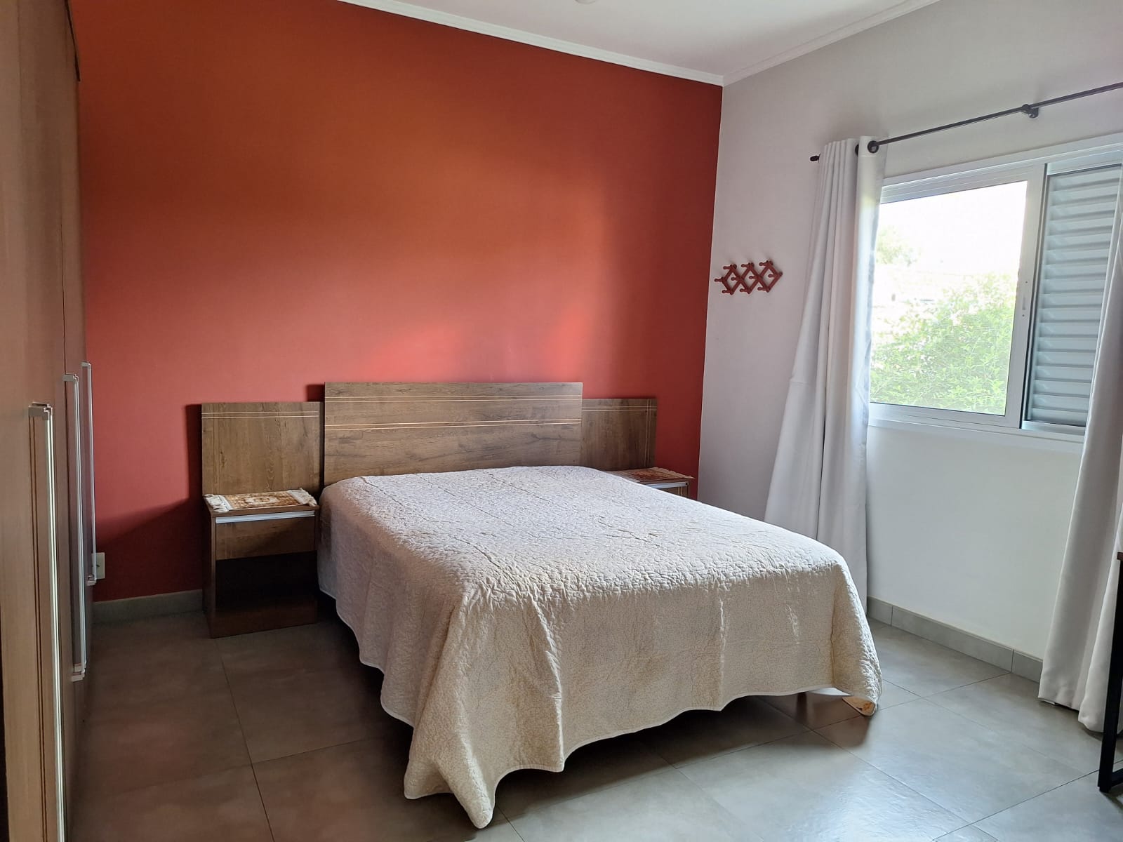 Casa Térrea com 4 suítes e piscina a Venda no Condomínio Horizonte Azul 