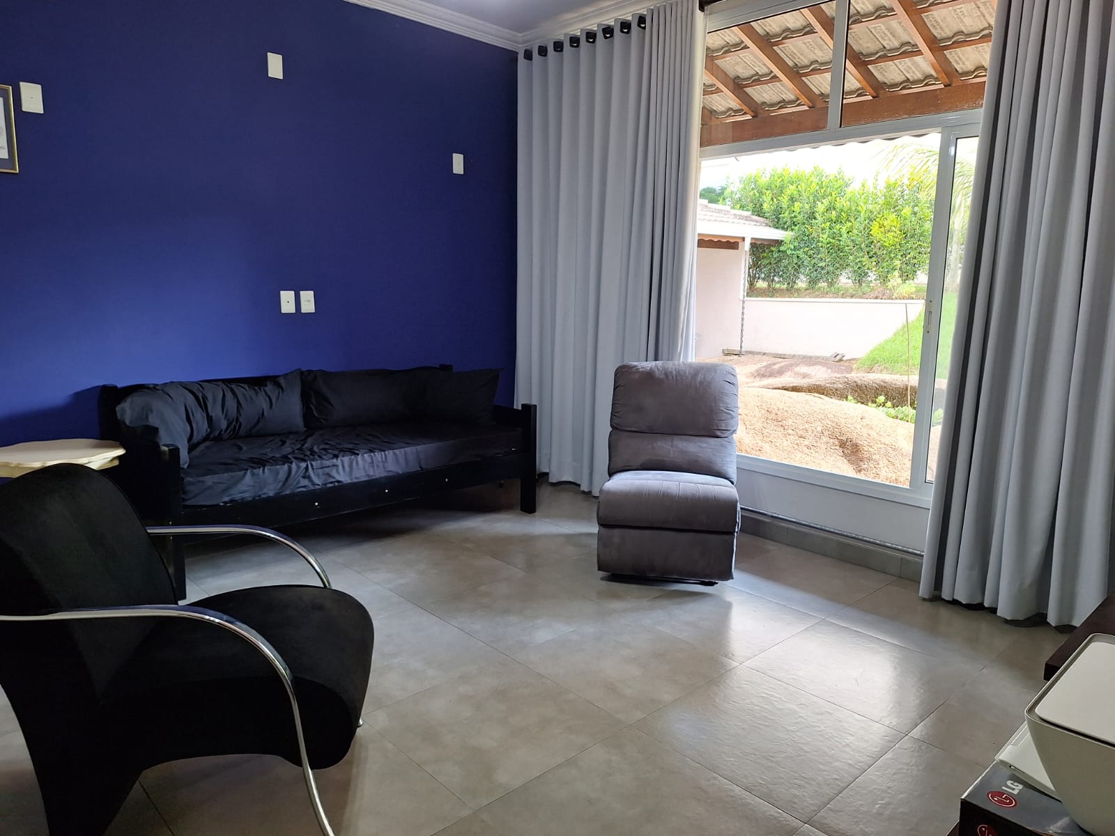 Casa Térrea com 4 suítes e piscina a Venda no Condomínio Horizonte Azul 