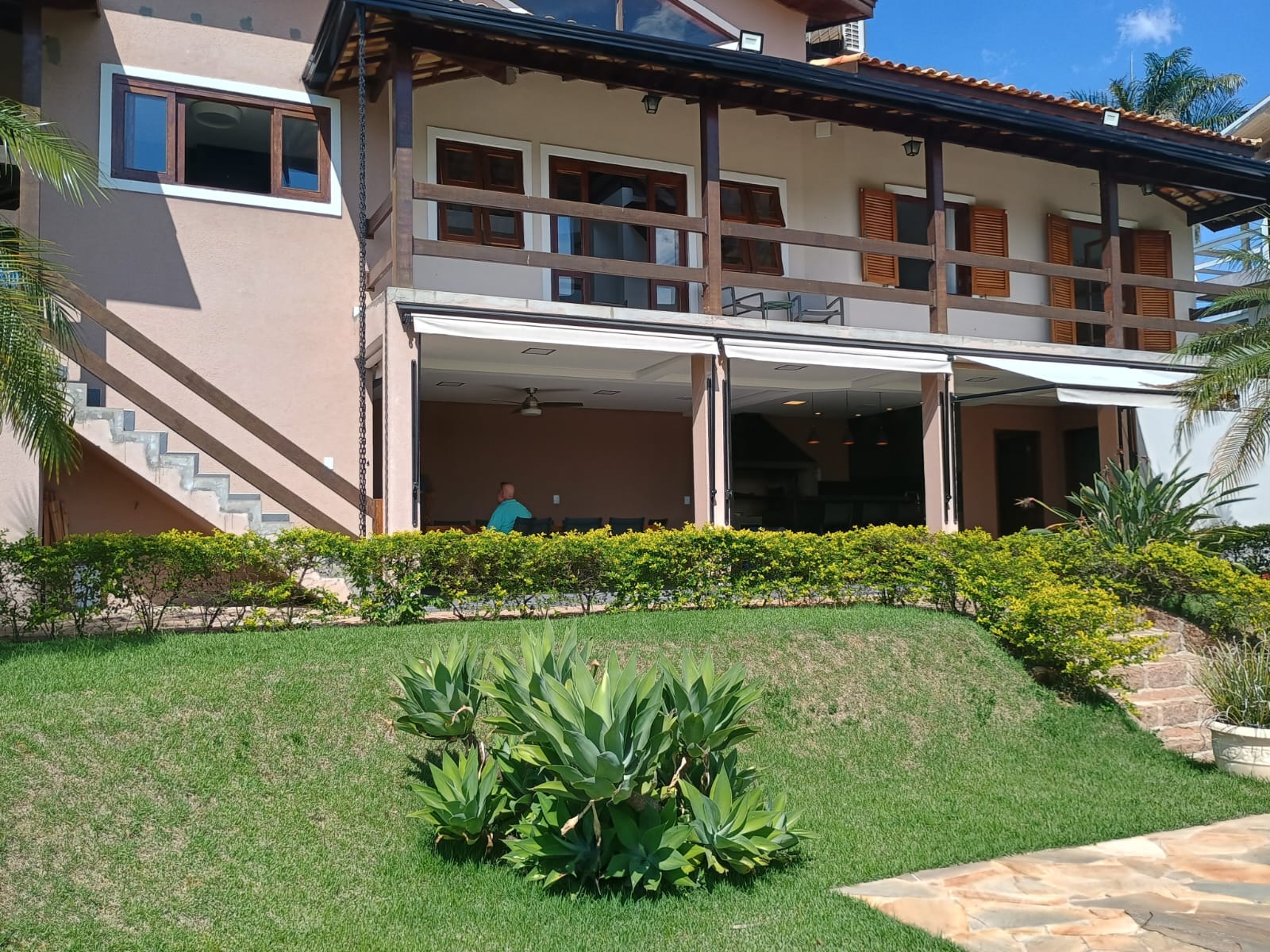 Casa 5 dormitórios, piscina e espaço gourmet à Venda em Condomínio de Itupeva 