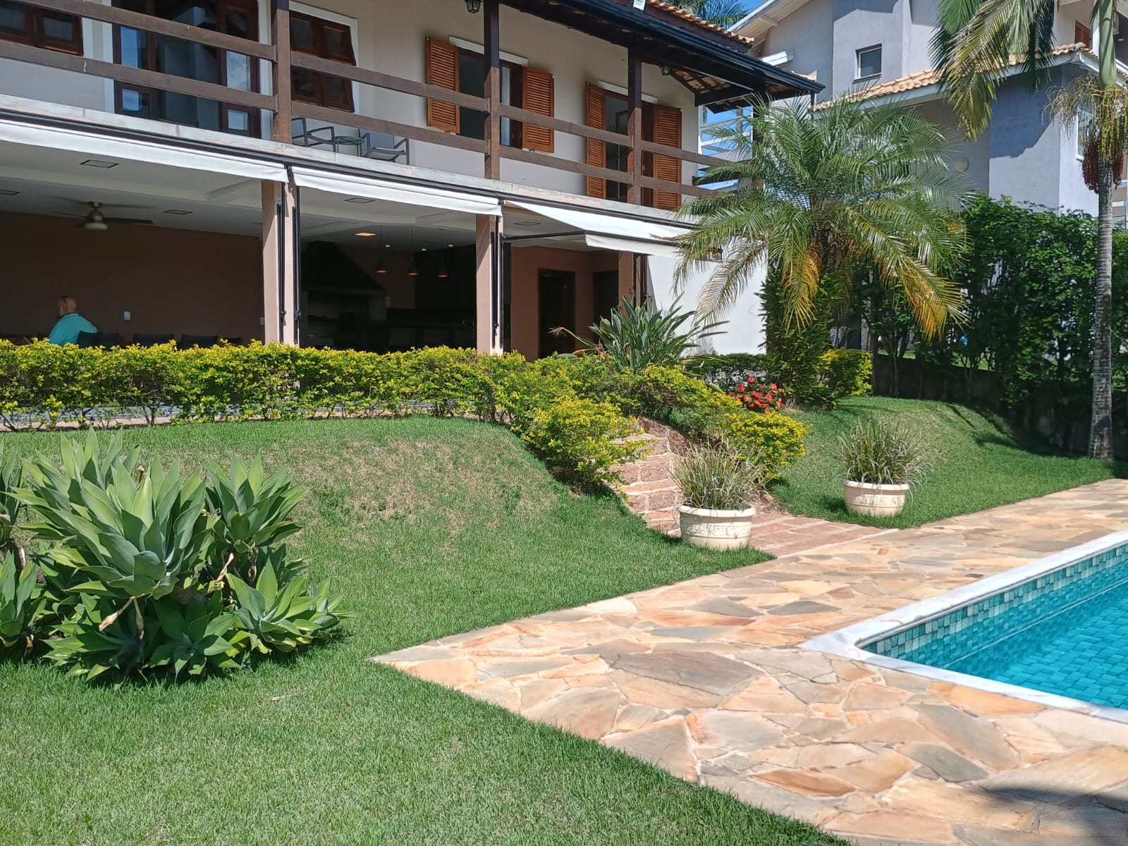 Casa 5 dormitórios, piscina e espaço gourmet à Venda em Condomínio de Itupeva 