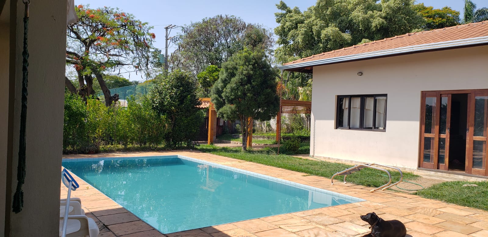 Casa Térrea 4 Quartos, 4 Vagas, Piscina e Área Gourmet à Venda no Cafezal 4, Itupeva-SP