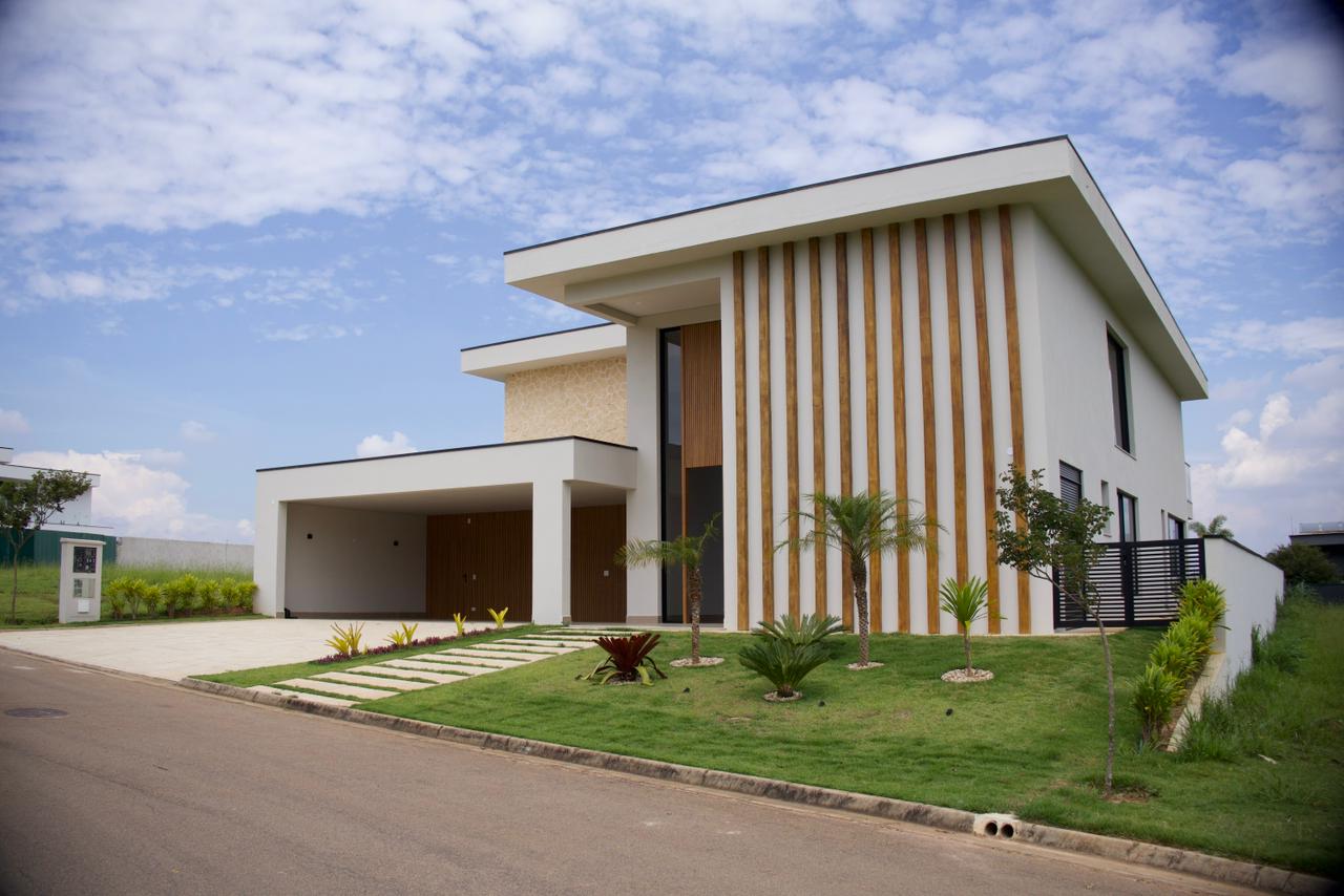 Casa Alto Padrão e 5 Suítes à Venda no Condomínio Fazenda Serra azul 2 em Itupeva