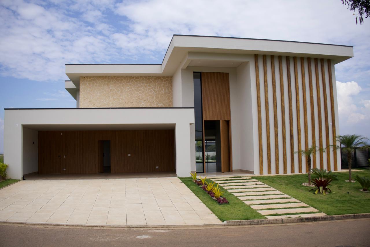 Casa Alto Padrão e 5 Suítes à Venda no Condomínio Fazenda Serra azul 2 em Itupeva