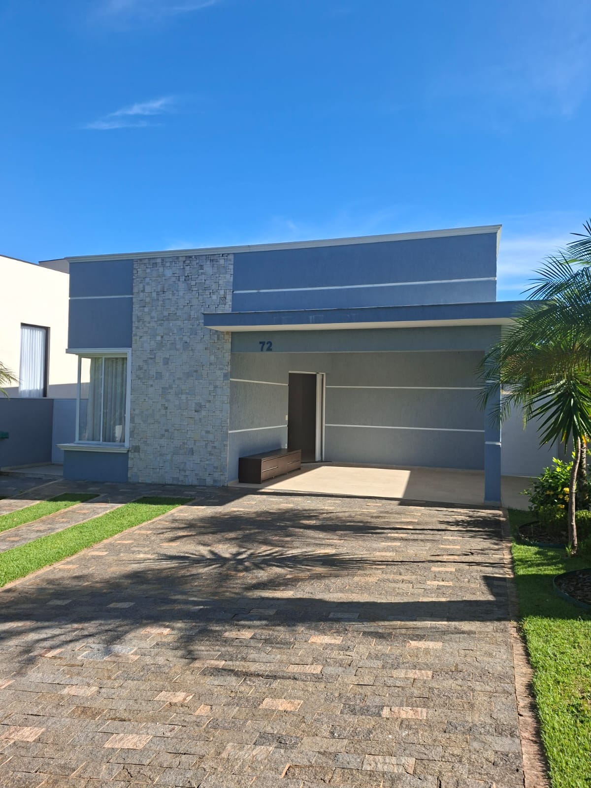 Charmosa Casa Locação e Venda no Condomínio  Ibi Aram 1 em Itupeva 